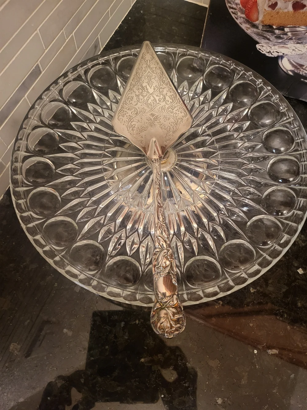 Vintage 1983 Leonard Crystal Cake Stand Silverplate Server NOS Italy NIB